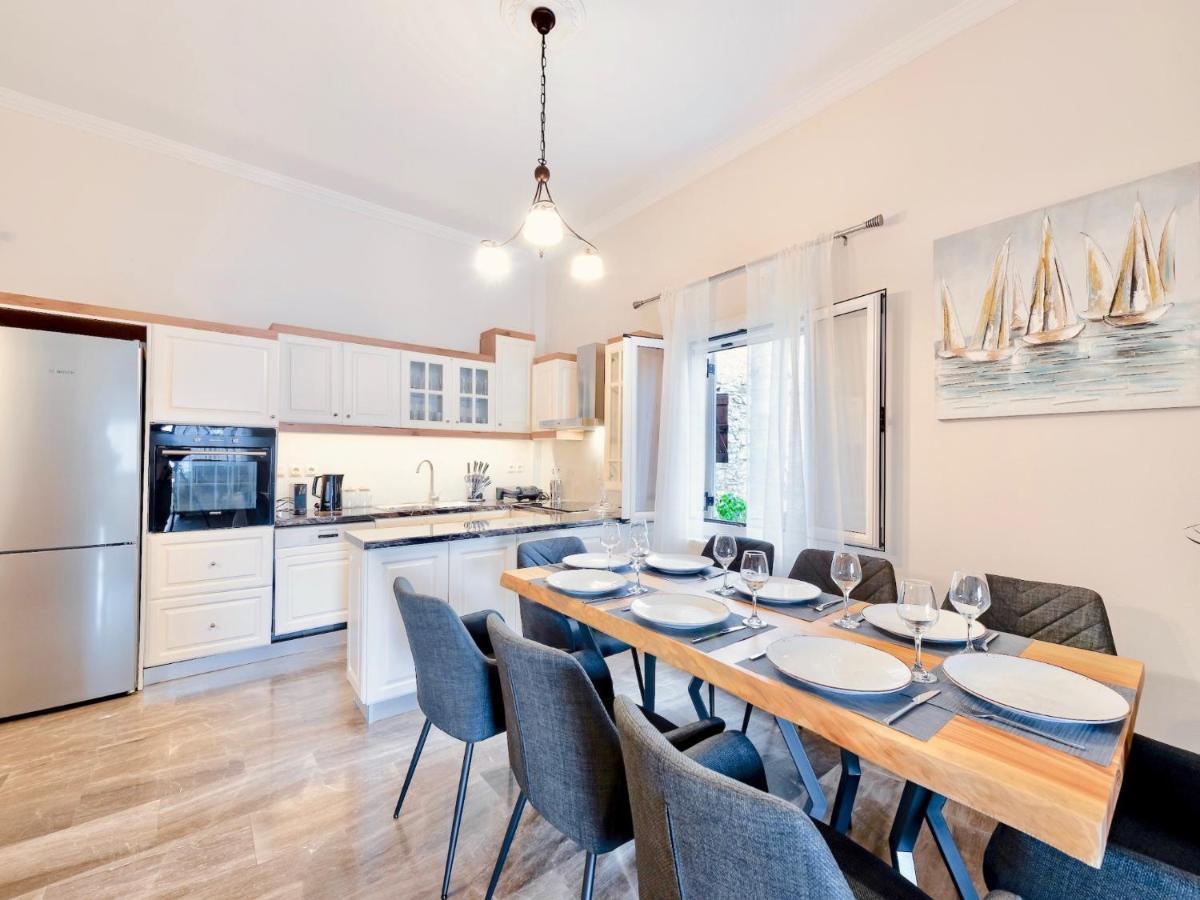 Luxury Azur Natura With Private Pool By Dadovillas Spartylas